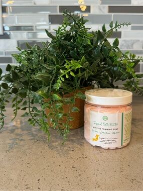 DILLPICKY - TROPICAL SILK BUTTER WHIPPED FOAMING SOAP